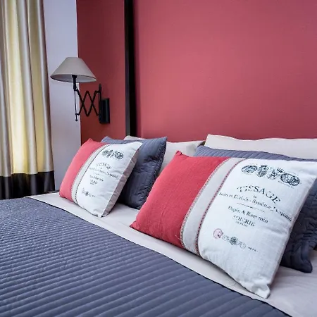 住宿加早餐酒店 136号套房公寓 4*