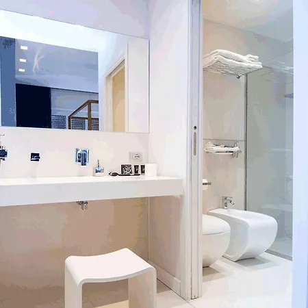 住宿加早餐酒店 136号套房公寓 4*