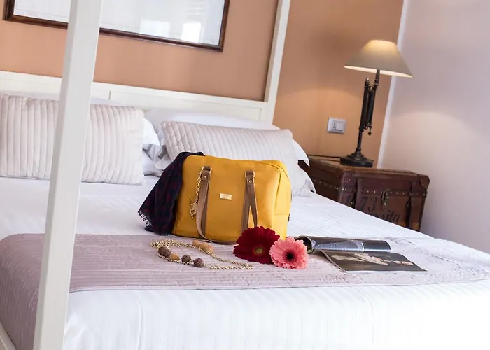 136 Bed & Breakfast 4*