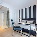 136 Bed & Breakfast 4*